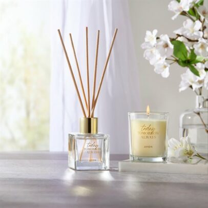Avon Today Reed Diffuser & Votive Gift Set